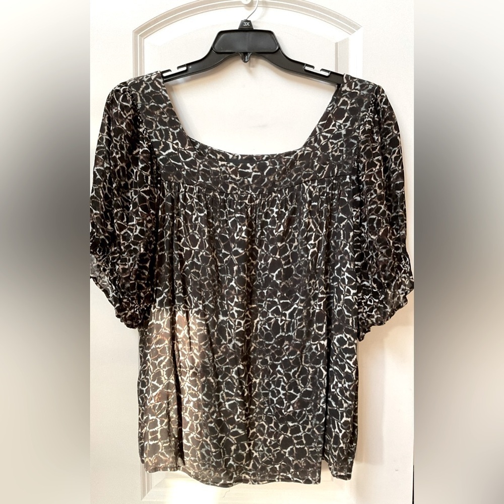 Karen Kane Short Sleeve Blouse